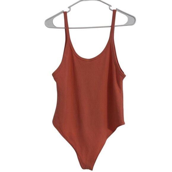 Victoria's Secret LARGE Spaguetti Straps Ribbed Stretch Bodysuit Rust/Terracota - Picture 1 of 4